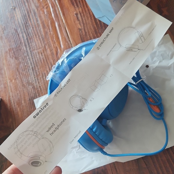 Awatrue Wired Headphones ☆ Model AT2 ☆ Kids Headphones ☆ New in Box ☆ - Picture 14 of 16